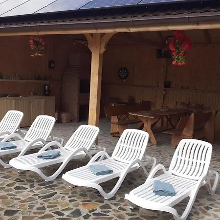 Holiday home Casa De Vacanta Cu Piscina Incalzita&Jacuzzi *